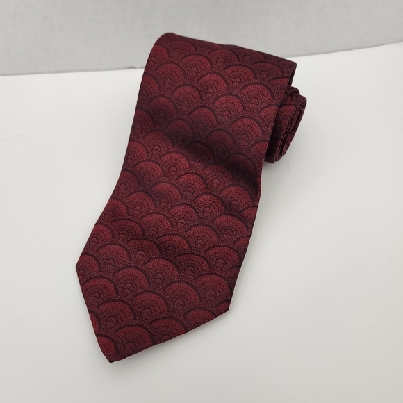 Royal Opera House Silk Tie - Picture 2 of 9